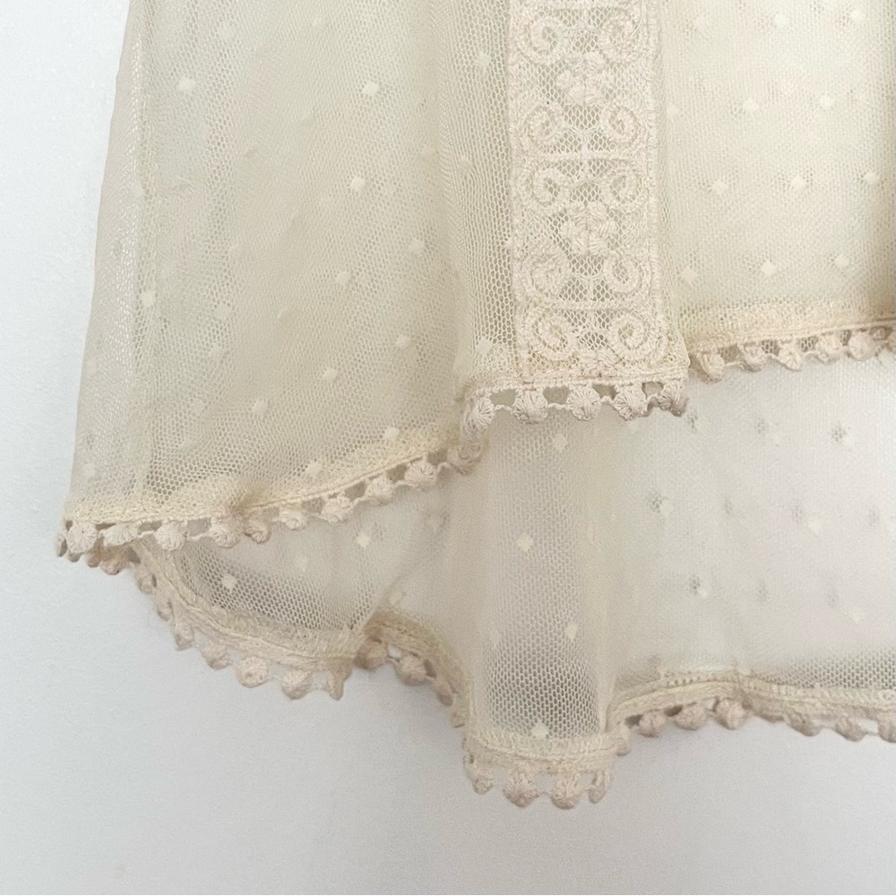 Monteau Los Angeles Women's Sheer Sleeveless Blouse Size M Ivory Lace Embroidery - Picture 5 of 7
